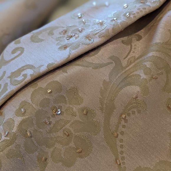 Beautiful Classic Mother of the Bride Dress - Picture 12 of 14